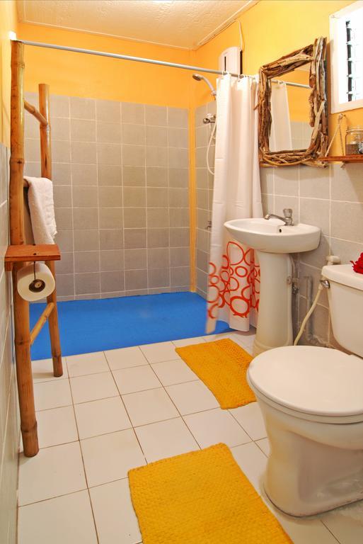 Kurma Eco Beach Lodge マンバヤオ エクステリア 写真